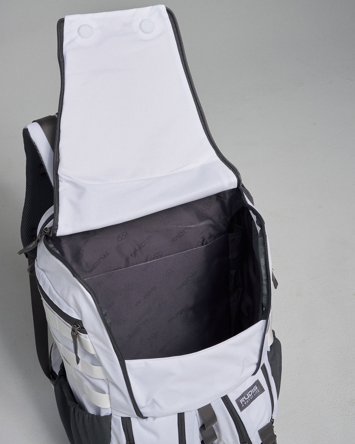 RUDIS Utility Gearpack - White