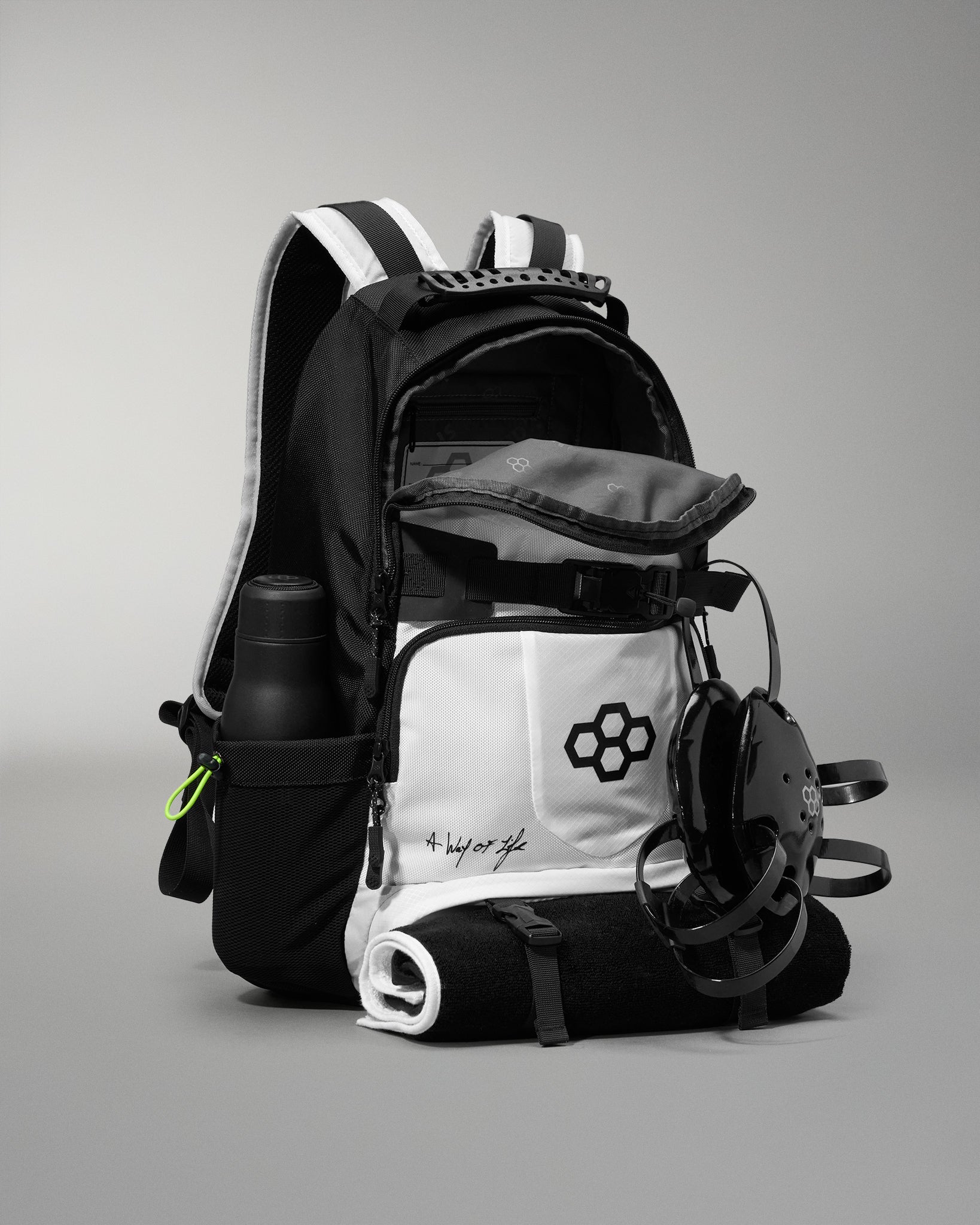 RUDIS Genesis Gearpack III - White