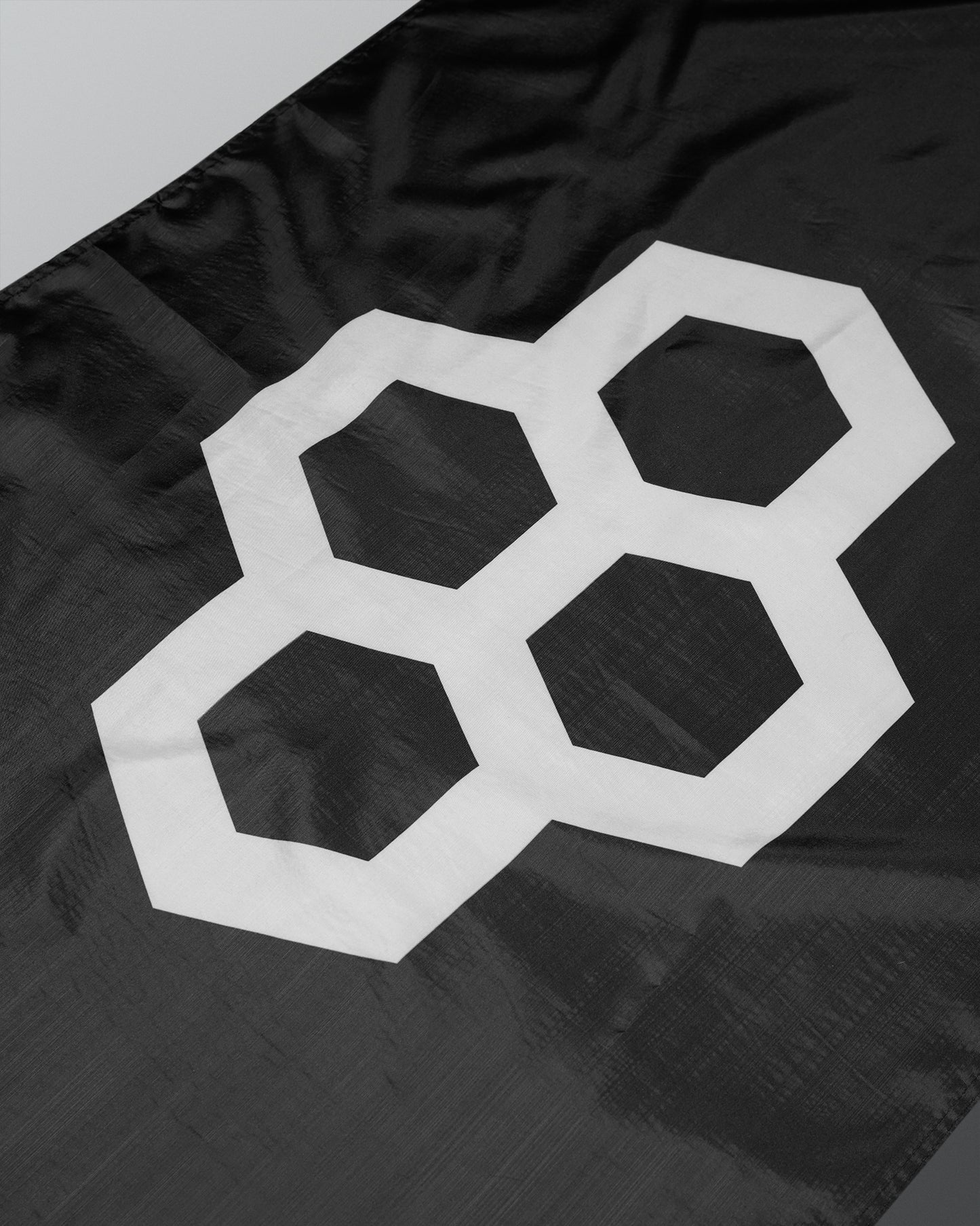 RUDIS Logo Flag - Black