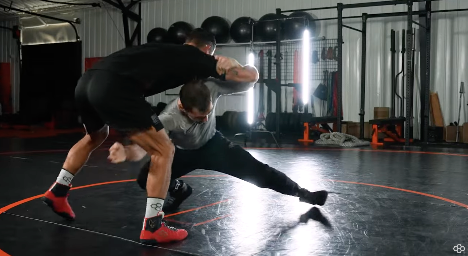 I18n Error: Missing interpolation value "description" for "Load video: {{ description }}"