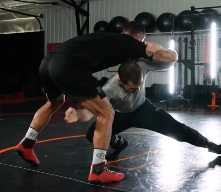 I18n Error: Missing interpolation value "description" for "Charger la vidéo : {{ description }}"