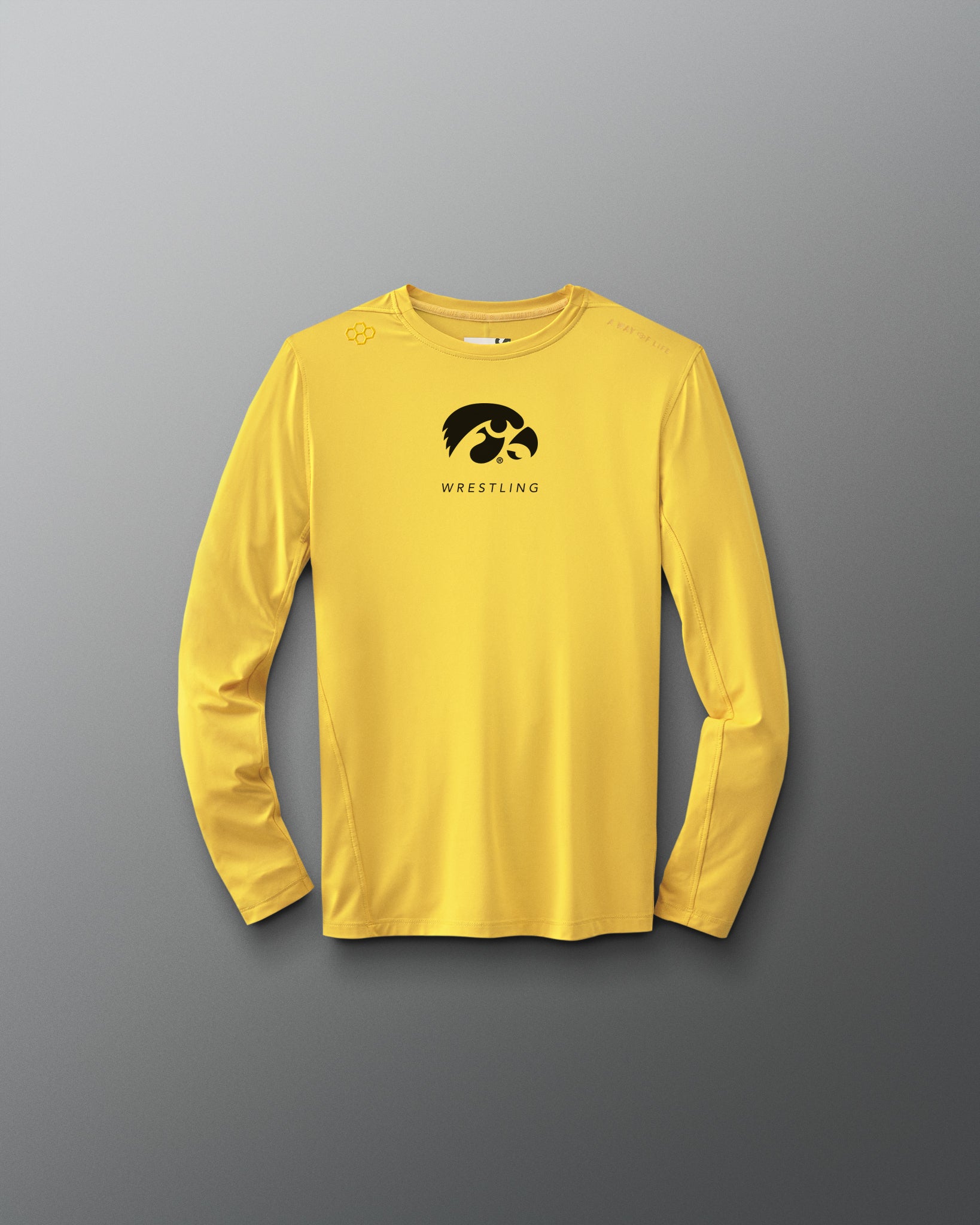 iowa hawkeyes wrestling gear Hawkeye Performance Stretch Long Sleeve T-Shirt quality materials with breathable Einstellplätze:4 SHOP_WOMEN_ACTIVITY Osprey Sylva 5 Rucksack